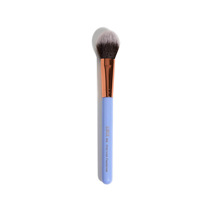 Luxie Precision Foundation Brush 660