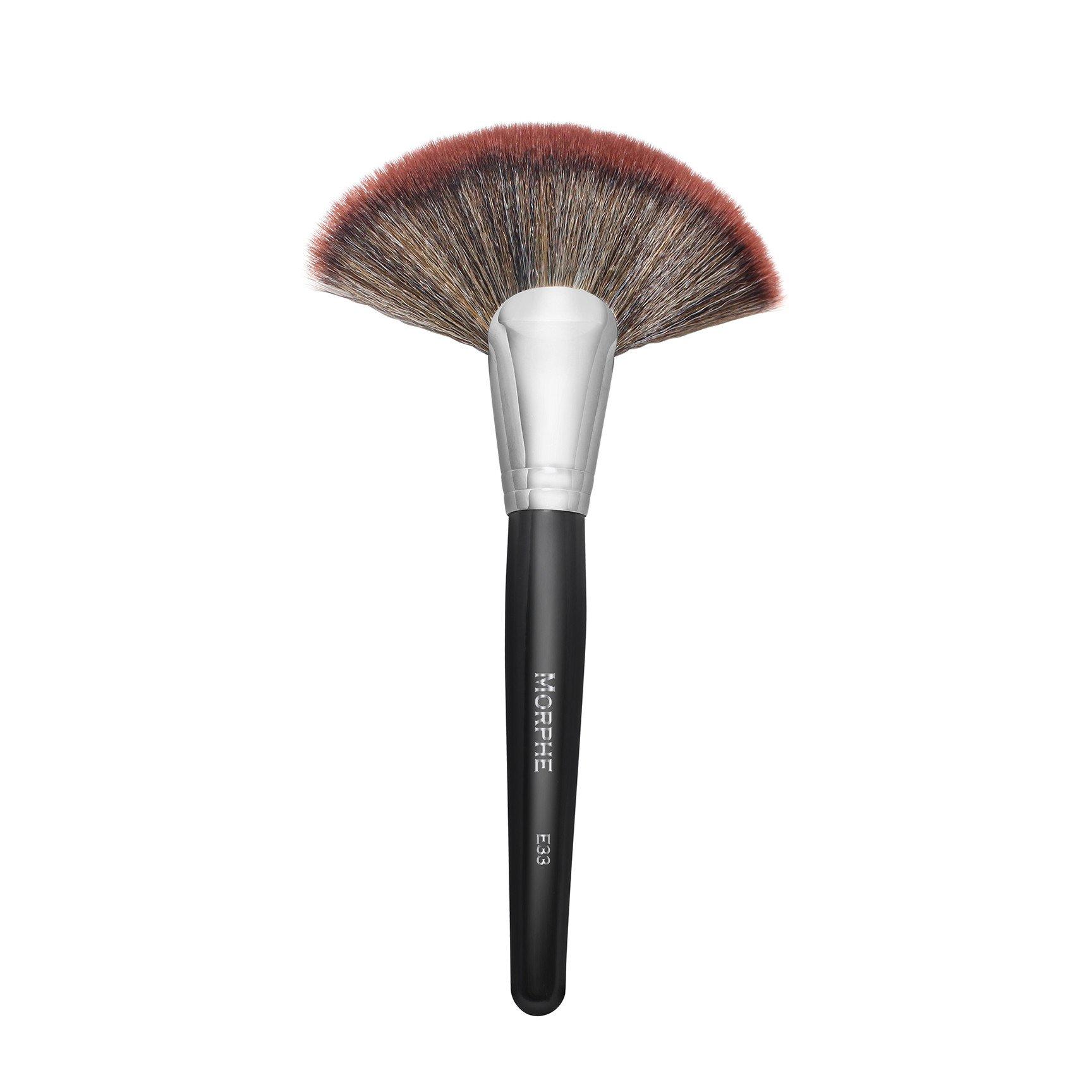 Morphe Deluxe Fan Face Brush E33