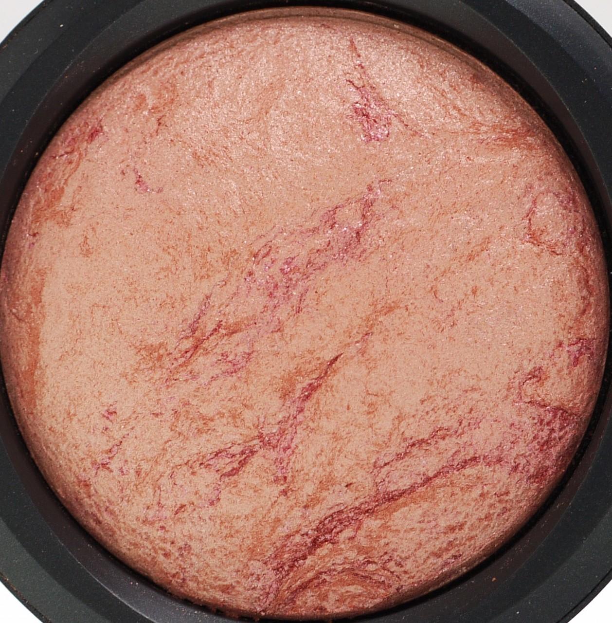 MAC Mineralize Skinfinish Glissade #2