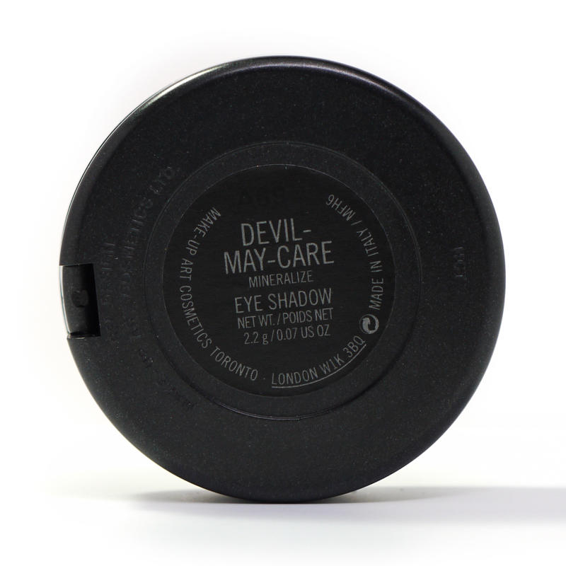 MAC Mineralize Eyeshadow Devil-May-Care #3