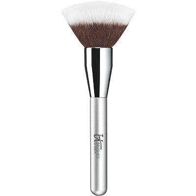 IT Cosmetics Airbrush Blurring Powder Foundation Brush No. 126