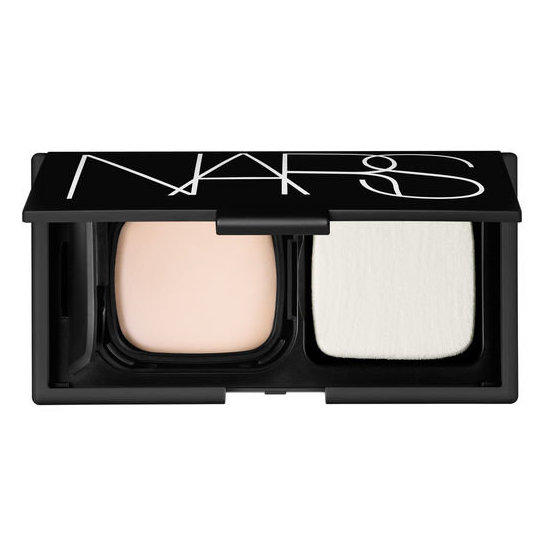 NARS Radiant Cream Compact Foundation Mont Blanc Light 2