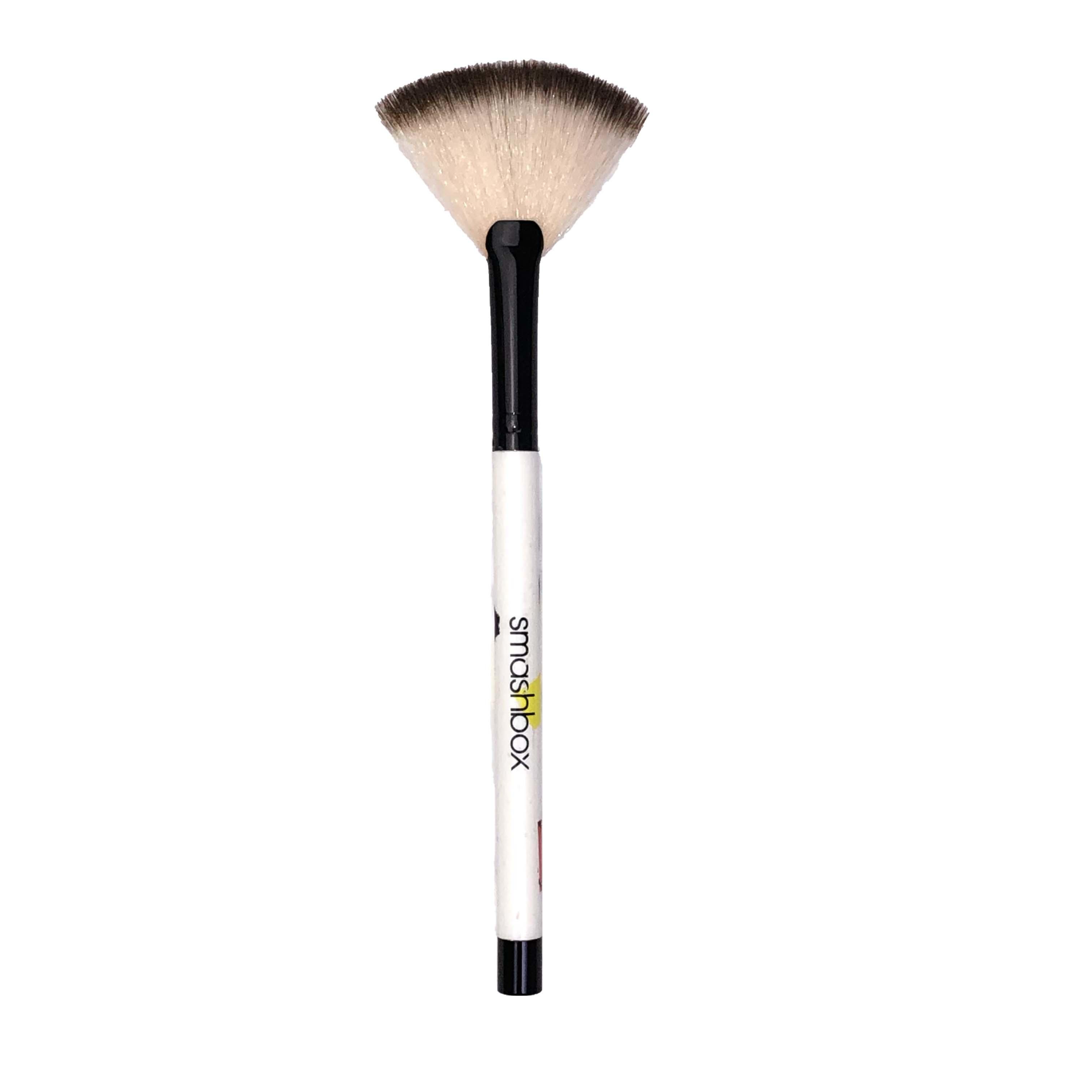 Smashbox Diffusing Fan Face Brush Artsy