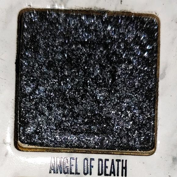 Jeffree Star Cosmetics Eyeshadow Refill Angel Of Death
