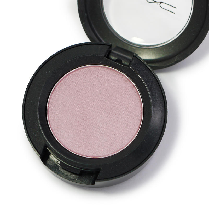 MAC Eyeshadow Of Summer #1