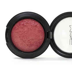 blush mac mineralize thing glambot vault