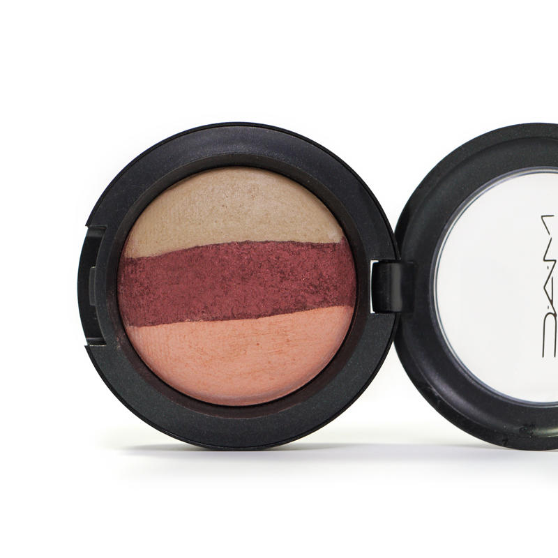 MAC Mineralize Eyeshadow In The Groove #1