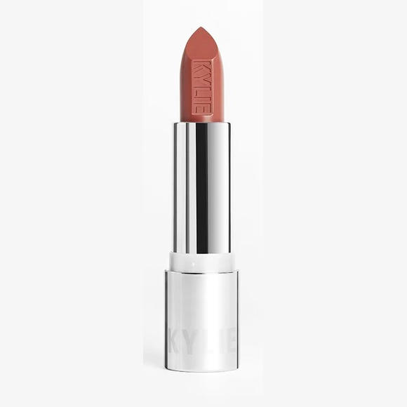 Kylie Creme Lipstick Truffle