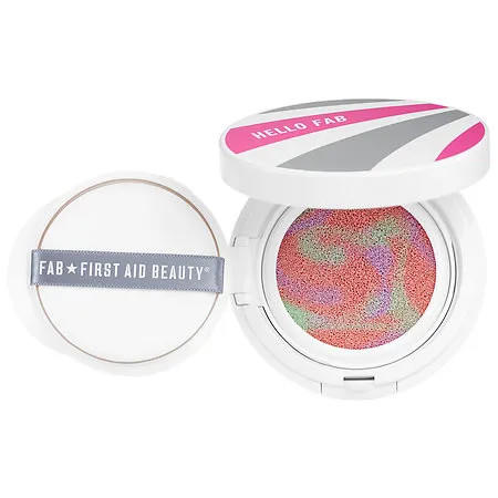 First Aid Beauty 3 In 1 Superfruit Color Correcting Cushion