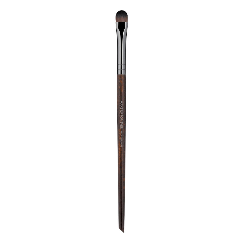 Makeup Forever Small Shader Brush 220