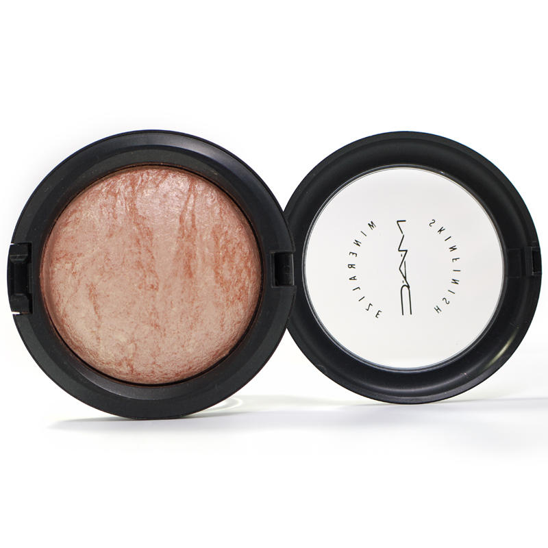 MAC Mineralize Skinfinish And Gentle | Glambot.com - Best deals on MAC Makeup cosmetics