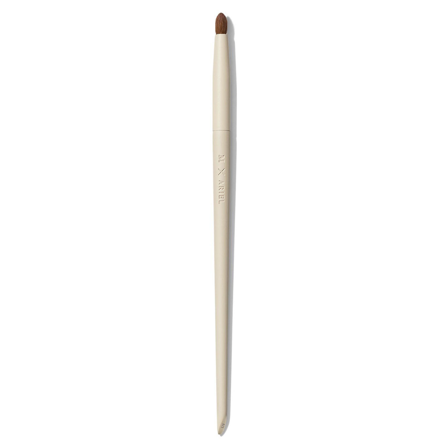 Morphe x Ariel Pencil Defining Brush A7