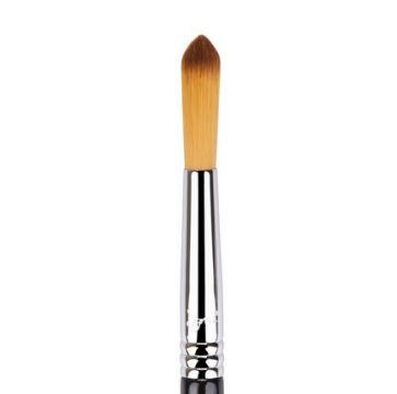 Sigma Pointed Crease Eye Brush E48 #0
