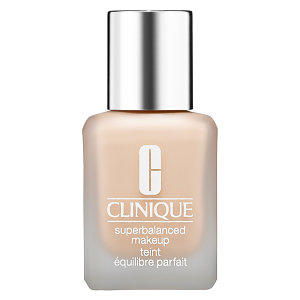 Clinique Superbalanced Makeup Breeze 32