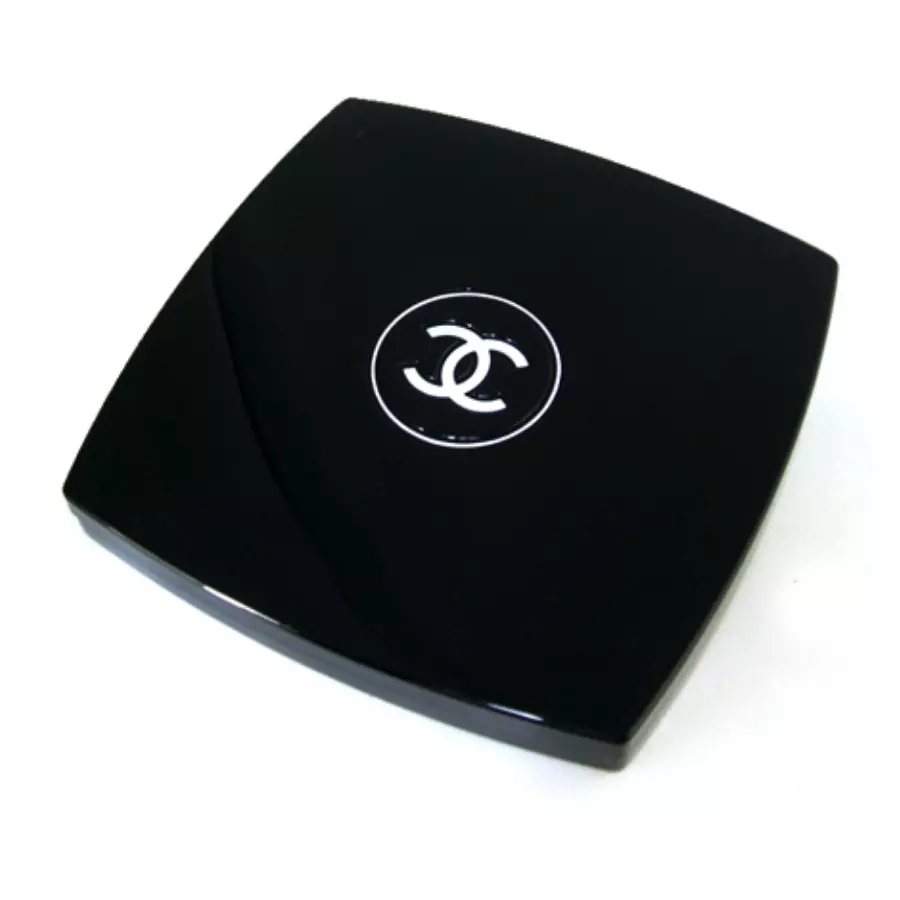 Chanel Basic Eye Colour Essentielles Natural/Camel/Black | Glambot.com ...