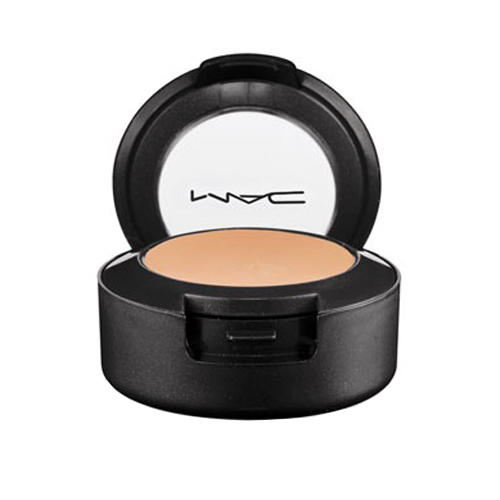 MAC Studio Finish Concealer NW15