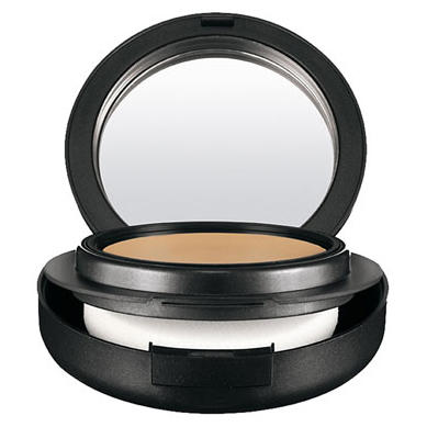 MAC Mineralize SPF 15 Foundation NC20 #0