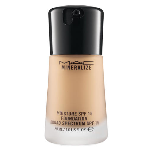 MAC Moisture Foundation NC 15