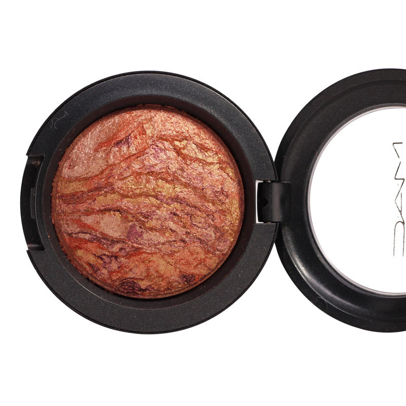 MAC Mineralize Eyeshadow Faux Gold #1