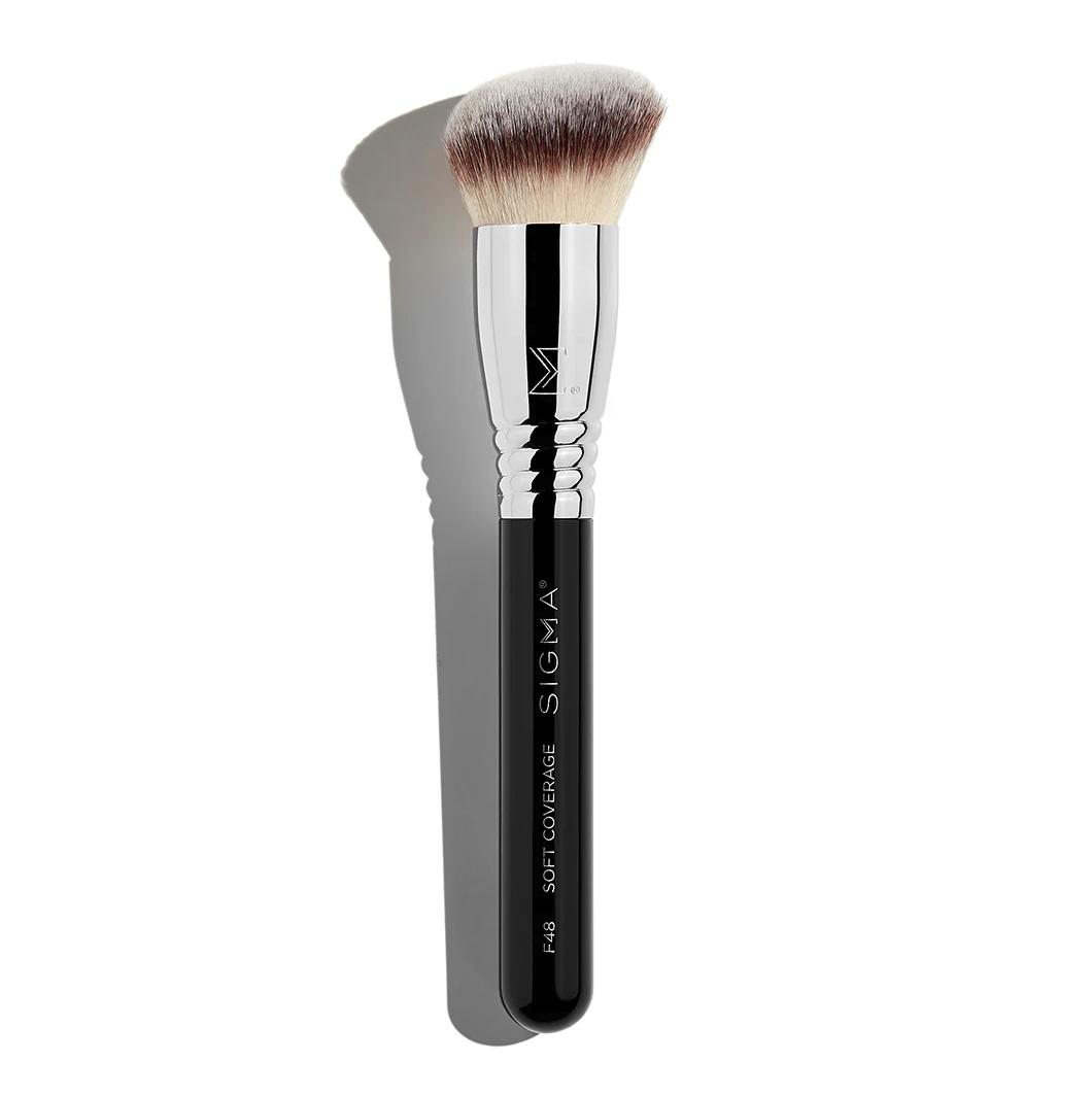 SIGMA Soft Coverage Face Brush F48