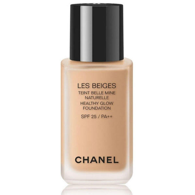 Chanel Les Beiges Healthy Glow Foundation 121