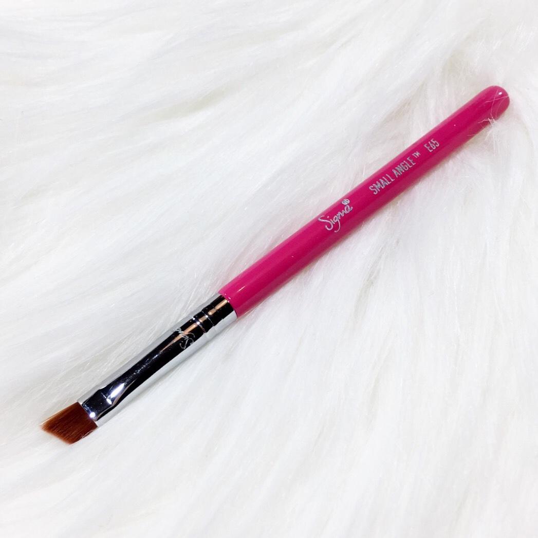 Sigma Angle Travel Eye Brush E65 #1