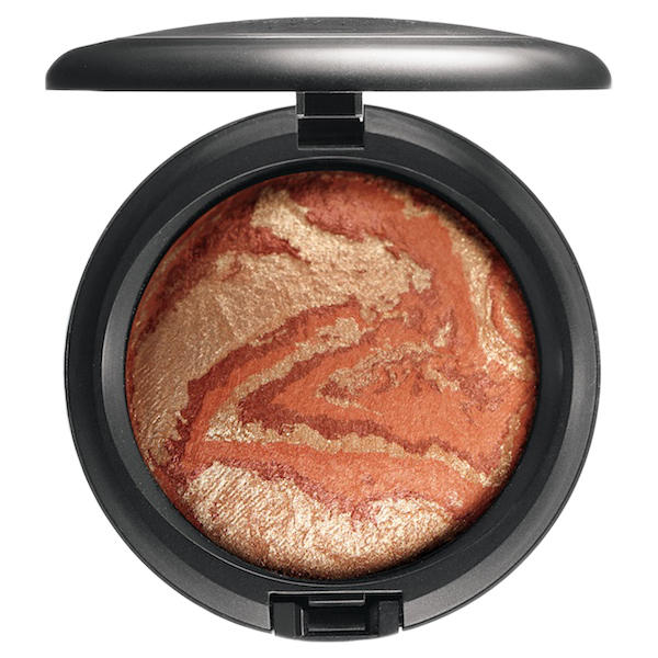 MAC Mineralize Skinfinish Heavenly Creatures Collection Center Of The Universe