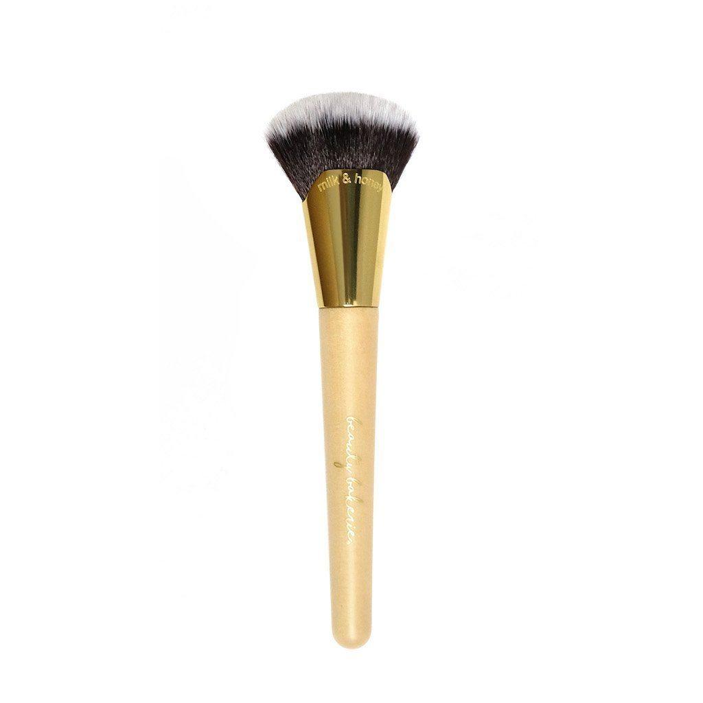 Beauty Bakerie Milk & Honey Highlighting Brush