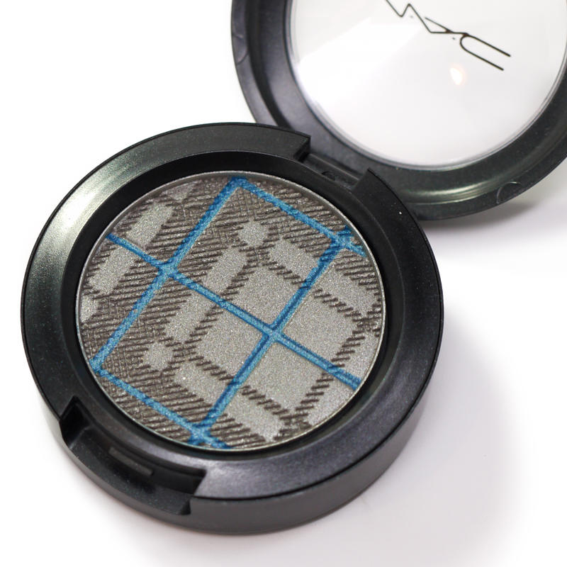 MAC Eyeshadow Tartan Tale Collection Glamora Castle #1