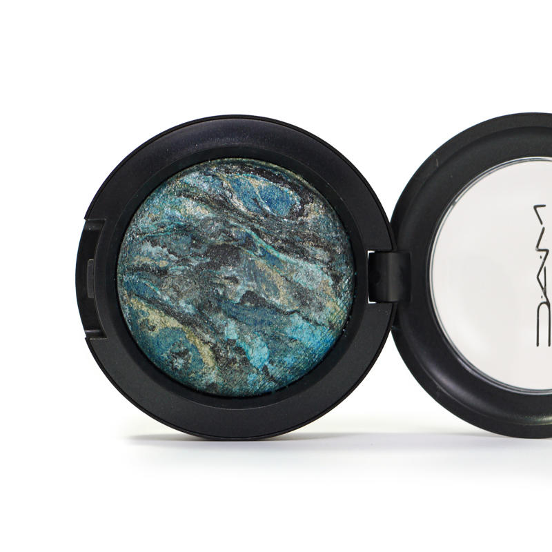 MAC Mineralize Eyeshadow Ether #1