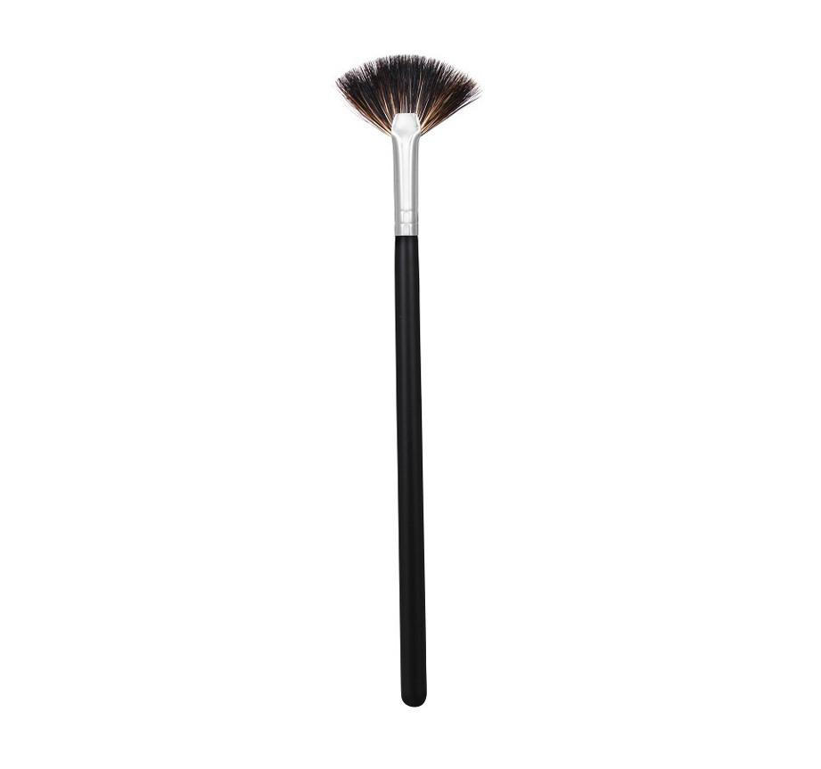 Morphe Mini Detail Fan Brush M558