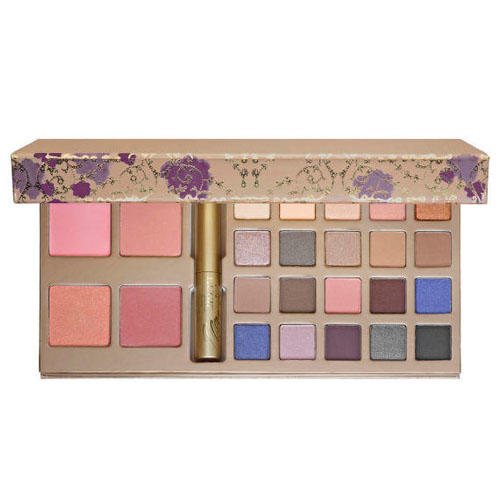 Stila A Whole Lot Of Love Gift Set (without accessories)