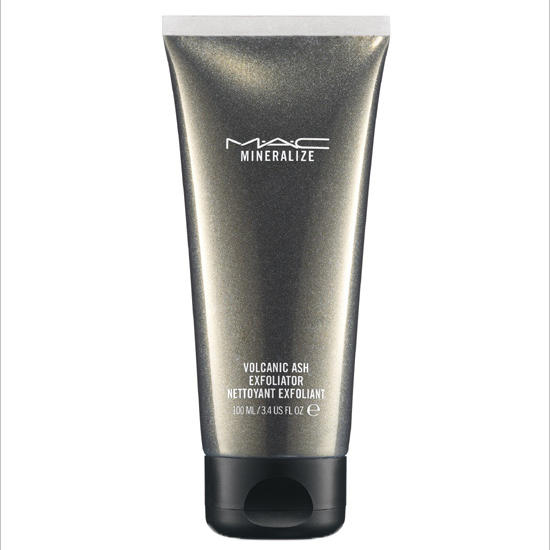 repeat-MAC Volcanic Ash Exfoliator 