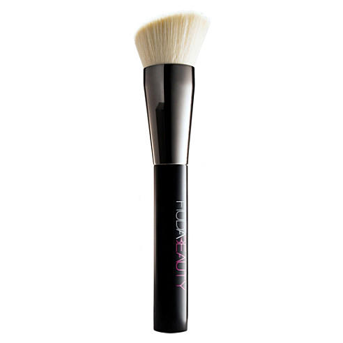 Huda Beauty Face Buff & Blend Brush