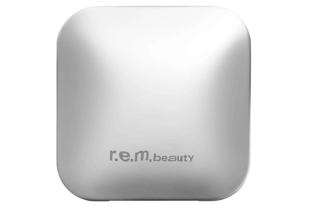 R.e.m. beauty Interstellar Highlighter Topper Miss Saturn #1