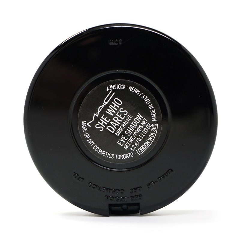 MAC Mineralize Eyeshadow She Who Dares Venomous Villains Collection #4