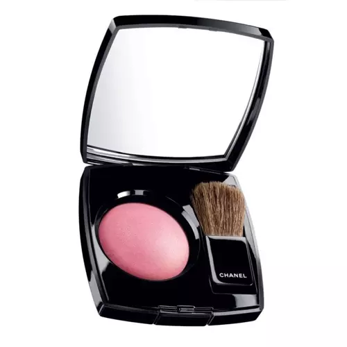 Chanel Joues Contraste Powder Blush in Crescendo #250 - The Beauty Look Book