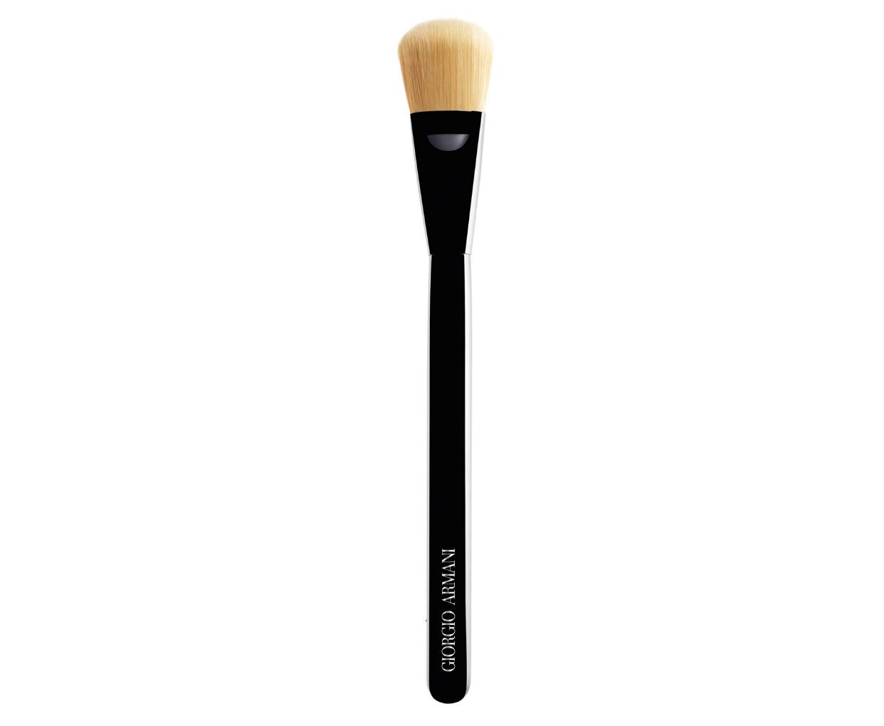 Giorgio Armani Maestro Blender Brush