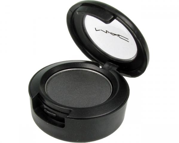 MAC Eyeshadow Knight Divine