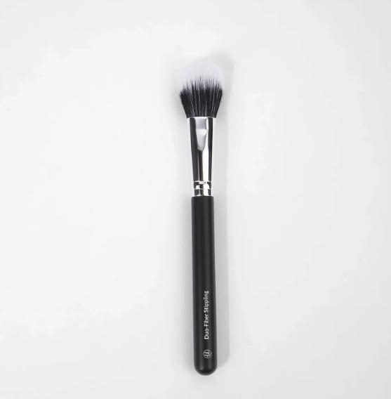 BH Cosmetics Jumbo Duo Fibre Stippling Face Brush #0