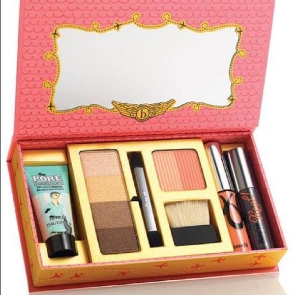 Benefit She’s So Jetset Palette