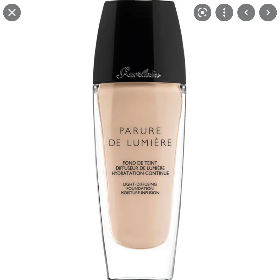 Guerlain Light-Diffusing Foundation Moisture Infusion Foundation SPF 25 Beige Pale 01