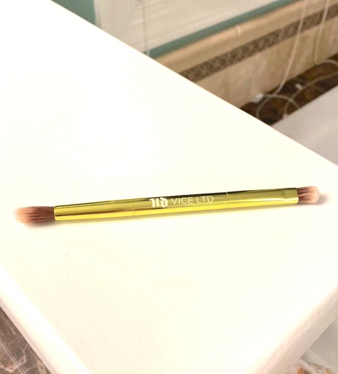 Urban Decay VICE LTD Brush (Neon Green)