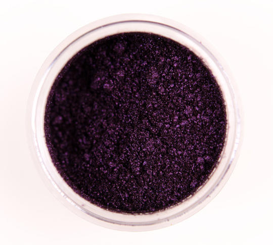 MAC Pigment Grape Sample