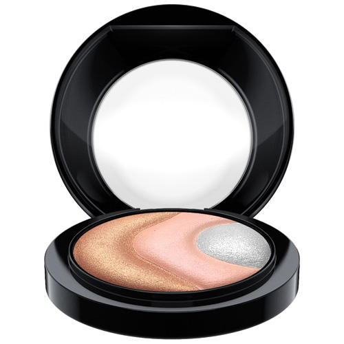 MAC Mineralize Skinfinish Otherearthly 