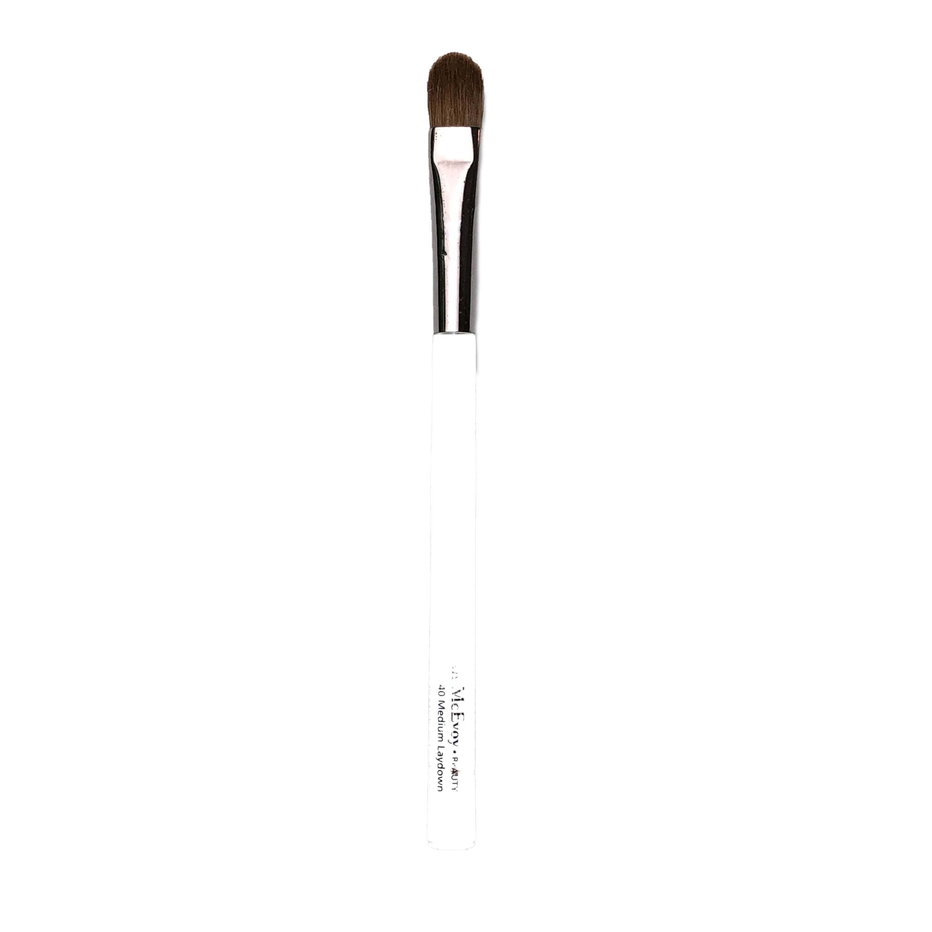 Trish McEvoy Medium Laydown Eye Brush 40 Clear