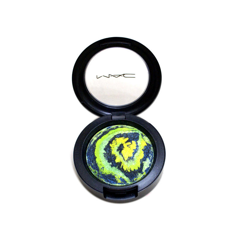 MAC Mineralize Eyeshadow Water