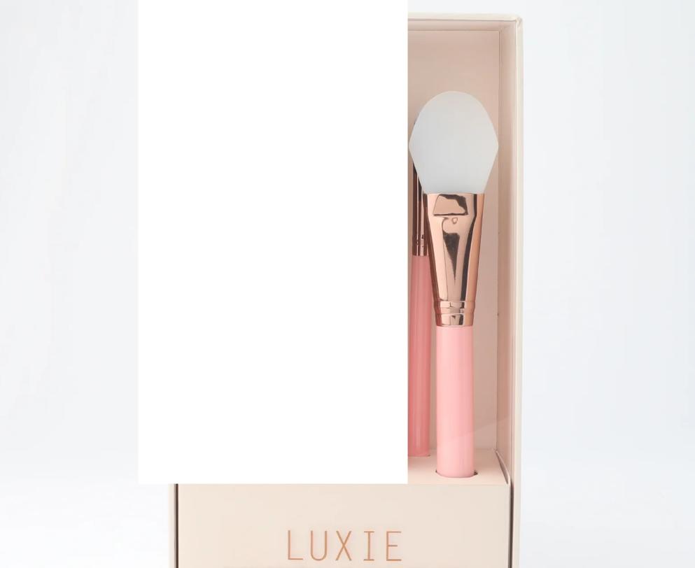 LUXIE Gel Mask Face Brush 801