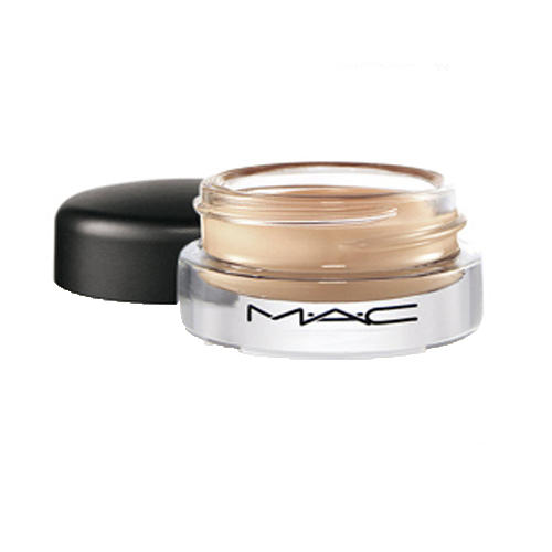 MAC Studio Sculpt Concealer NW25