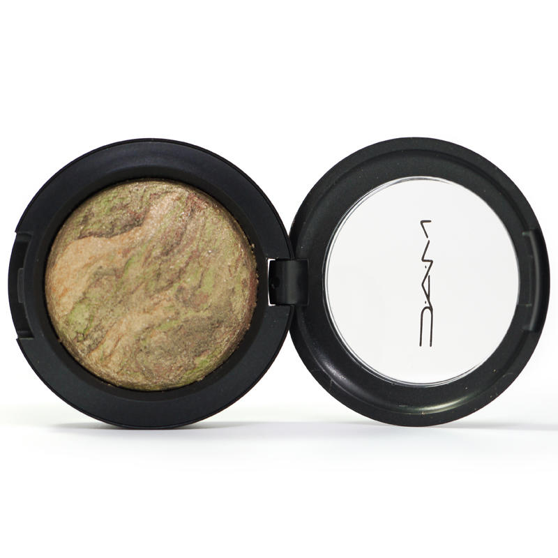 MAC Mineralize Eyeshadow Tectonic #0